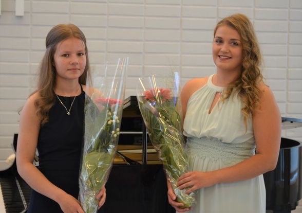 Kesäillan sävelet - konsertti 8.7.2020 yhteistyössä Oulaisten seurakunnan ja kaupungin kulttuuripalvelujen kanssa. Esiintyjinä Sannan Korpi, sopraano ja Jemina Niemelä, piano.